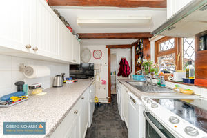 Kitchen- click for photo gallery